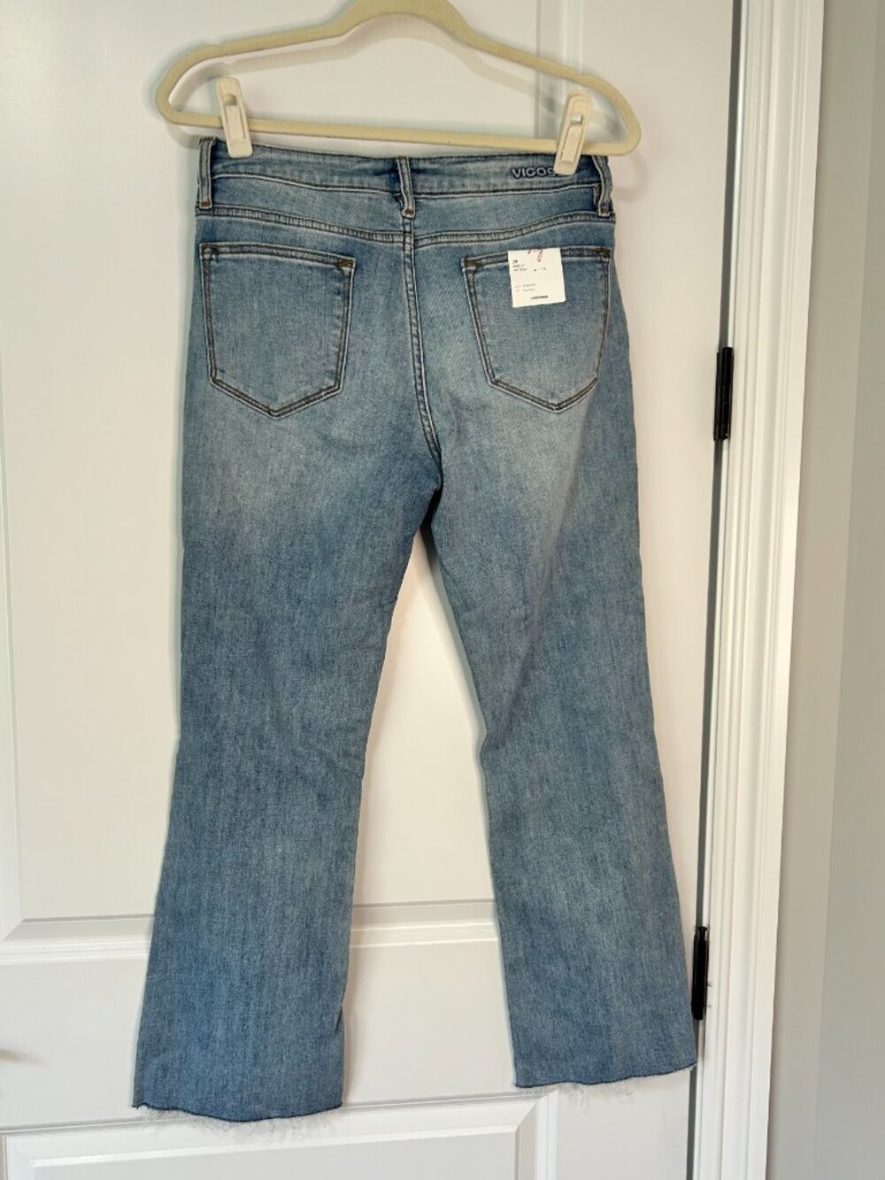 Vigoss Marley Mid Rise Crop Boot Cut Jeans Indigo Size 6/28 NWT - Picture 3 of 3